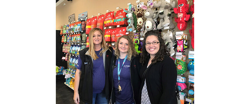 2019 Retailer of the Year: Pet Pros